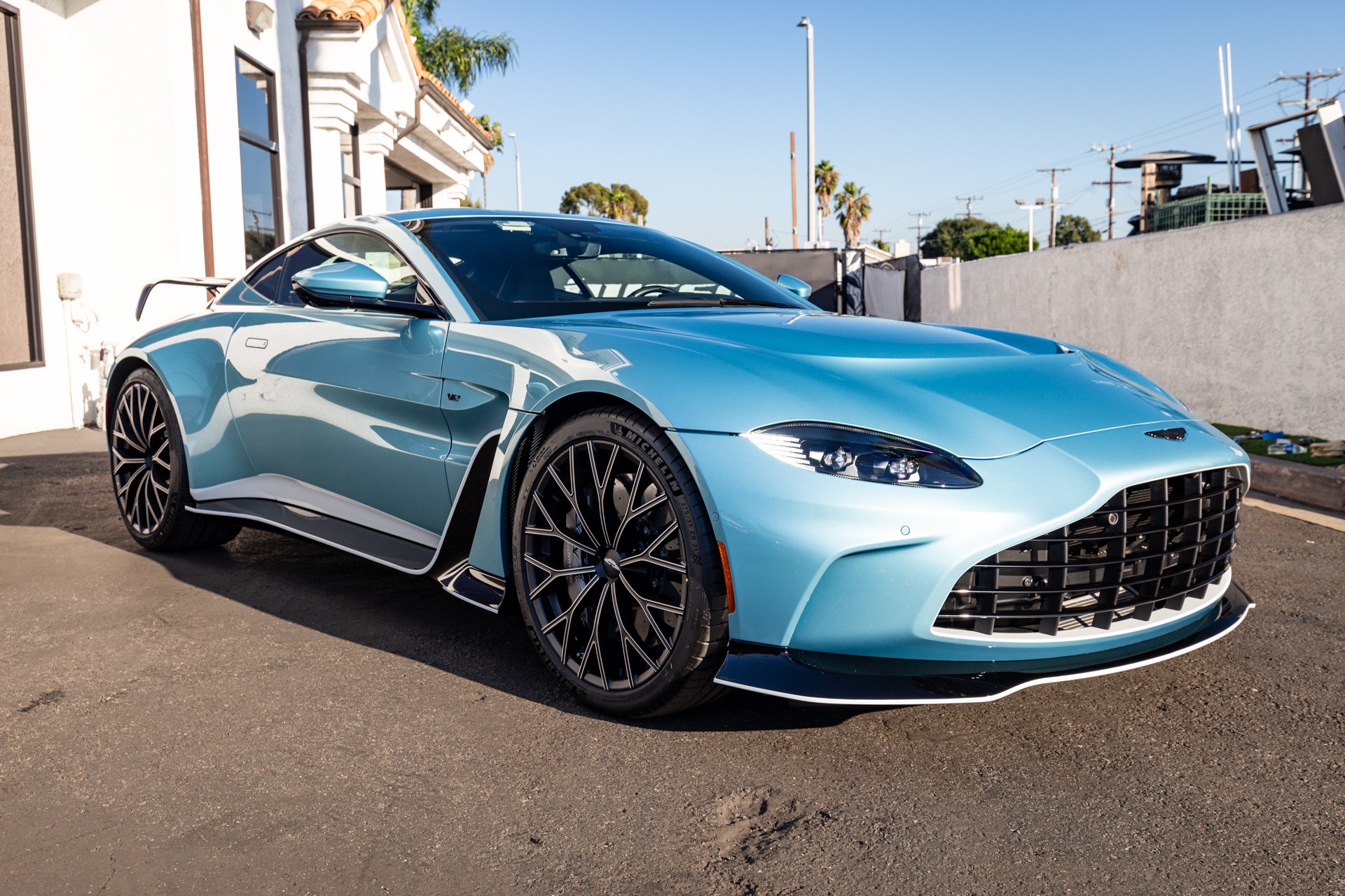 Used Aston Martin Vantage V For Sale Ilusso Stock