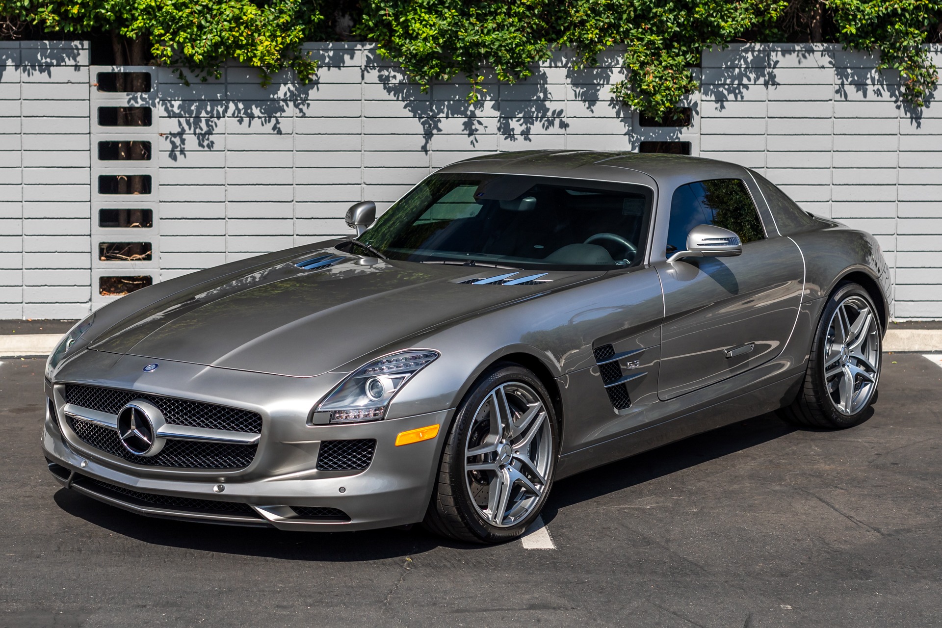 Used Mercedes Benz Sls Amg For Sale Ilusso Stock