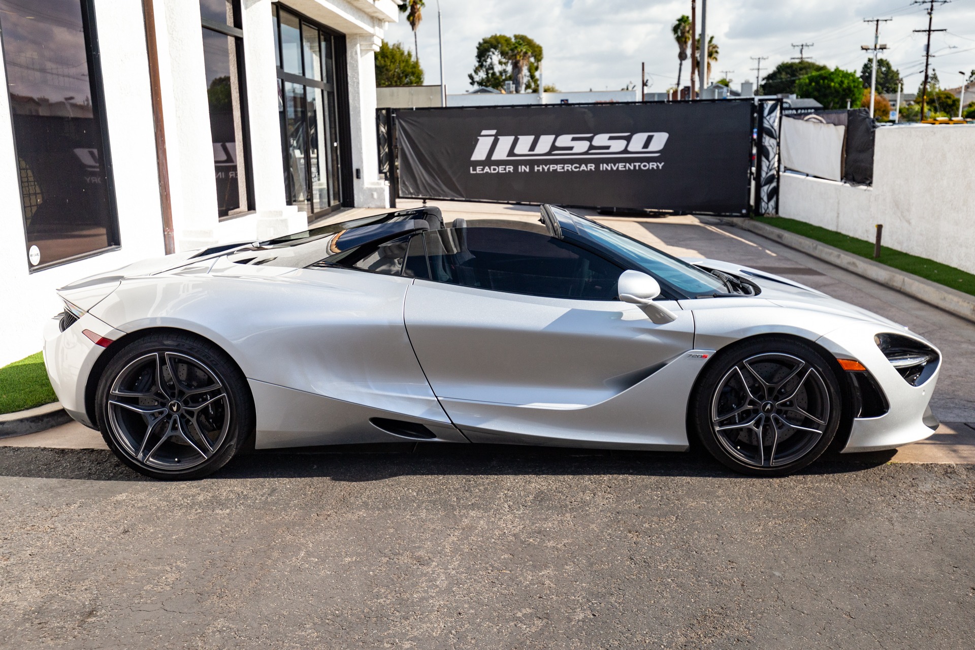 Used 2020 McLaren 720S Spider For Sale (Sold) | iLusso Stock #004173