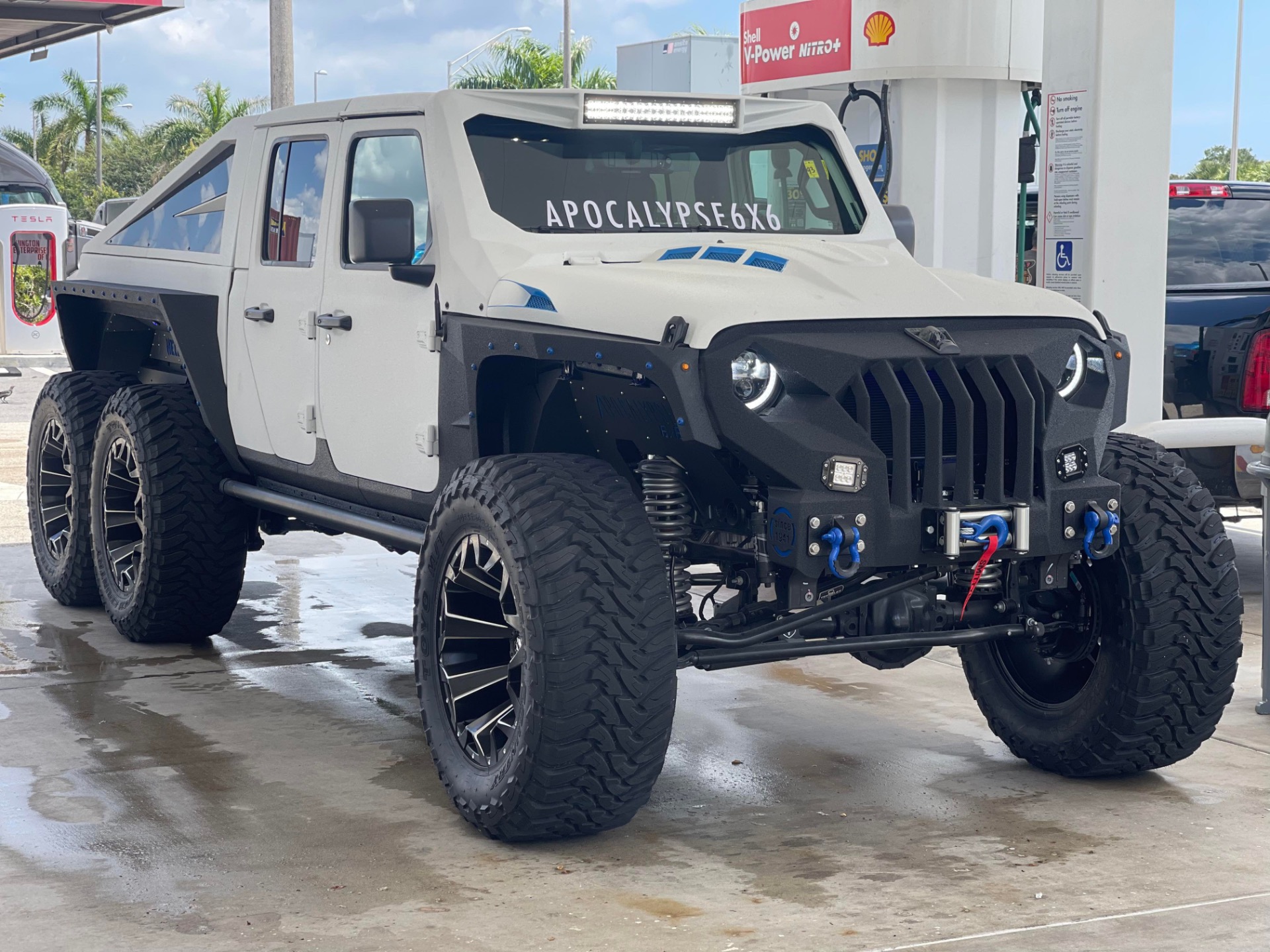 Used 2022 Jeep Gladiator 6x6 Apocalypse For Sale ($165,000) | iLusso ...