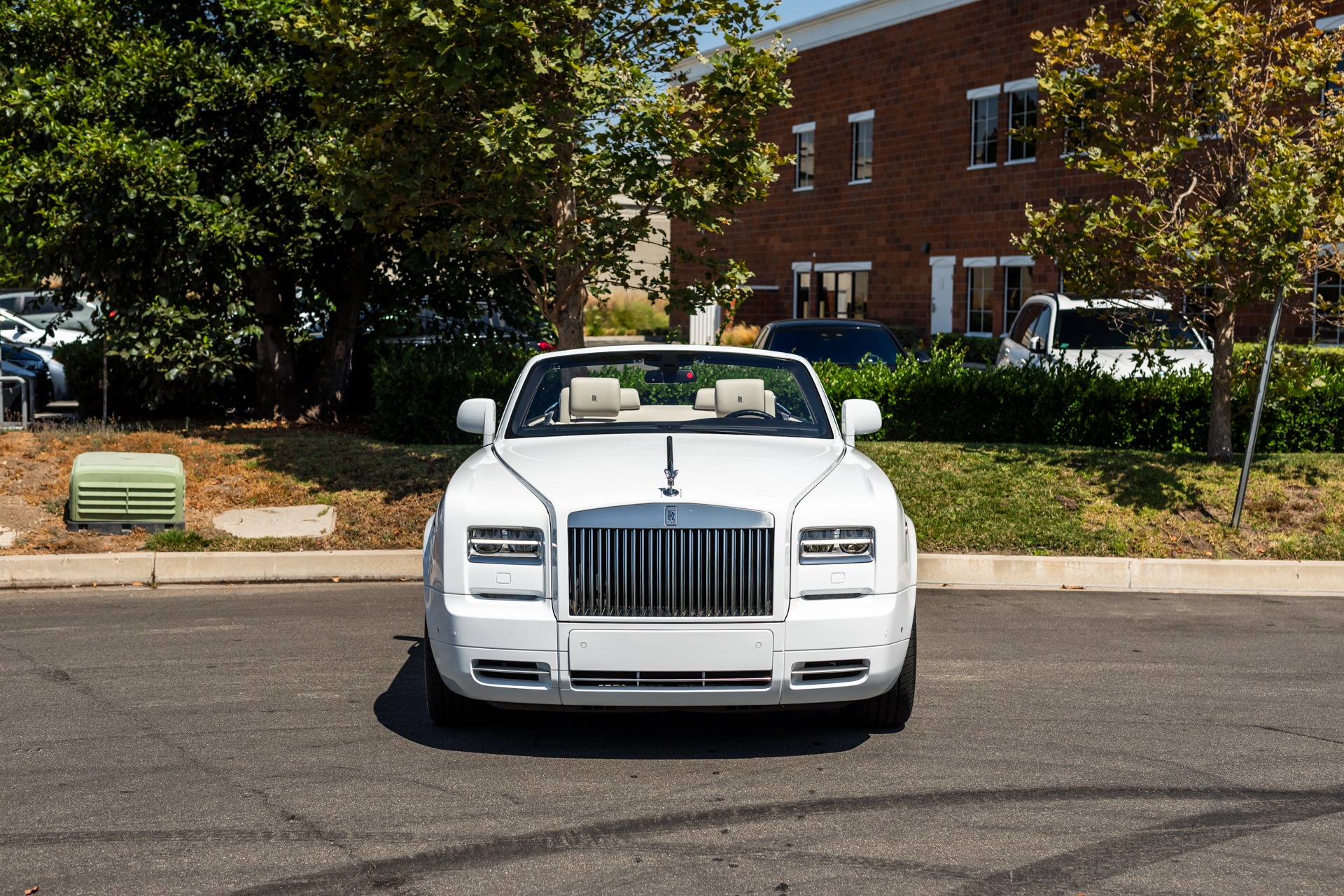 RollsRoyce trình làng Phantom Drophead Coupe màu cam tuyệt đẹp