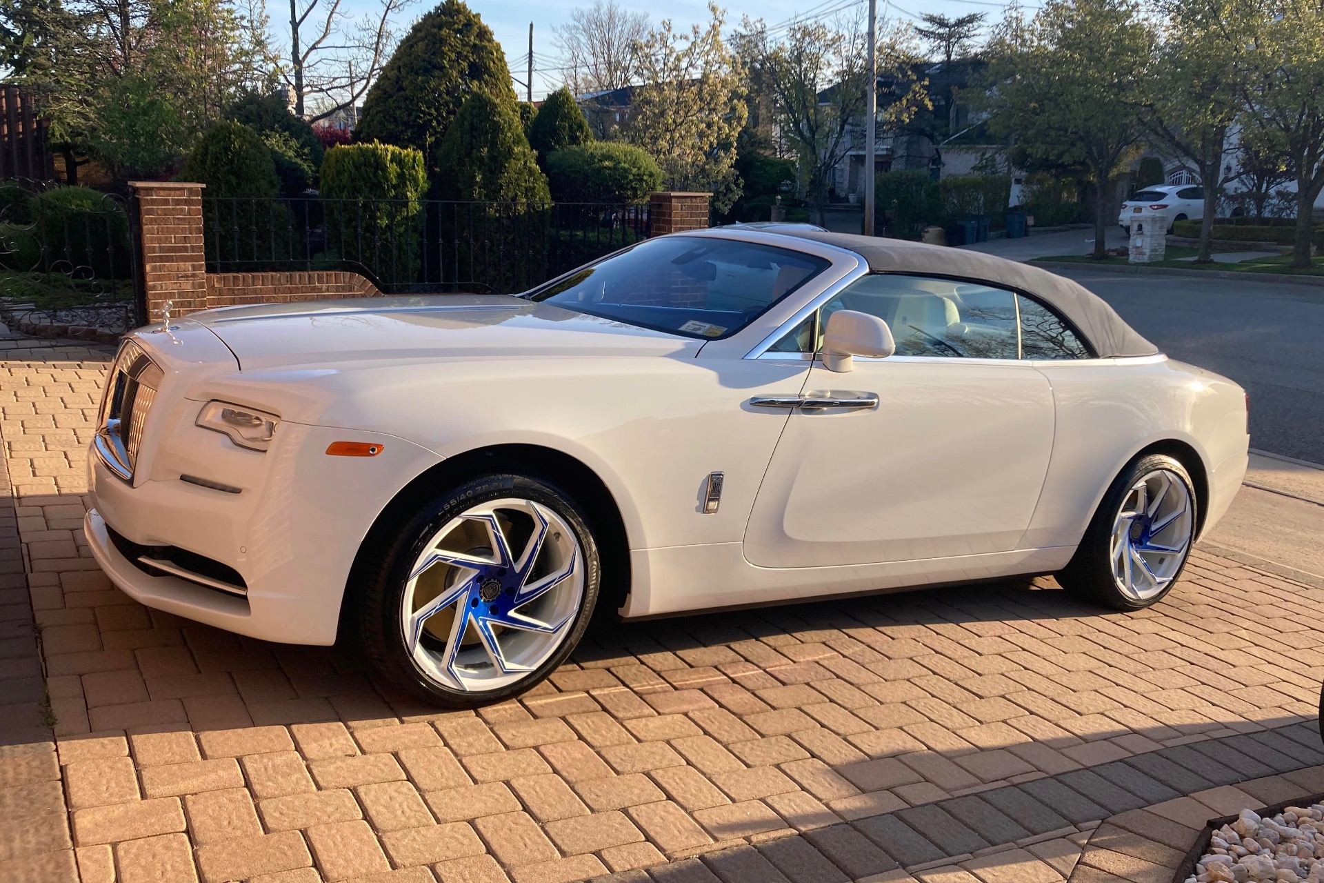 Used 2017 Rolls-Royce Dawn Base For Sale (Sold)