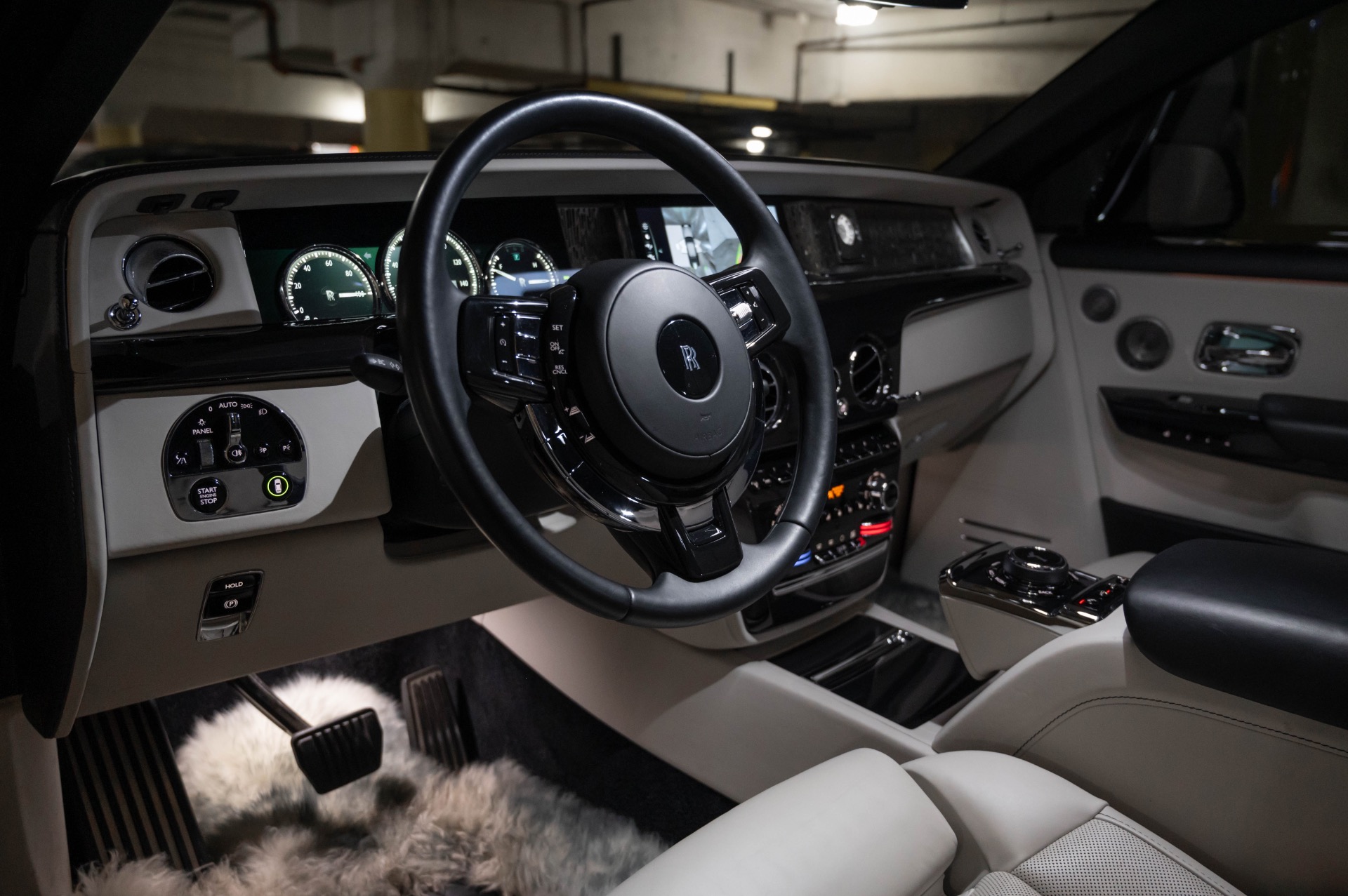 Used 2020 Rolls-Royce Phantom For Sale ($385,000) | iLusso Stock 