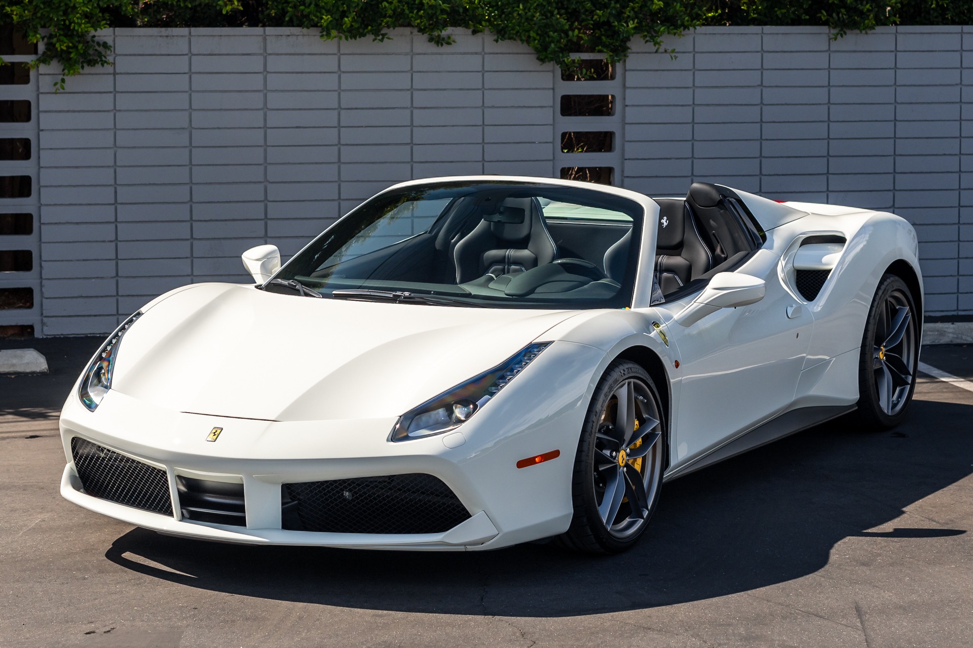 Used 2019 Ferrari 488 Spider For Sale (Sold) | iLusso Stock #238430