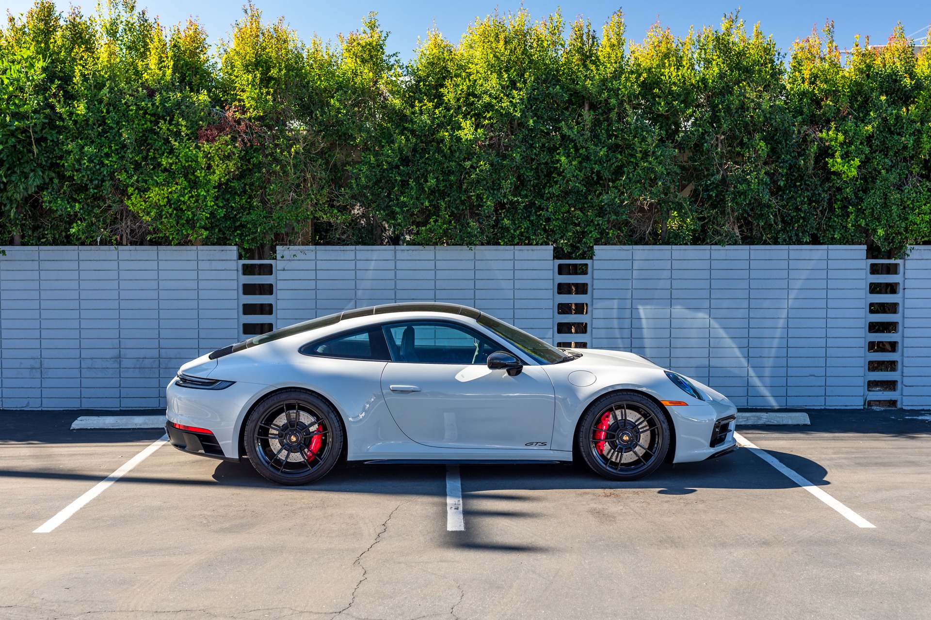 2022 Porsche 911 GTS Gets 473 Hp, Lightweight Package - The Car Guide