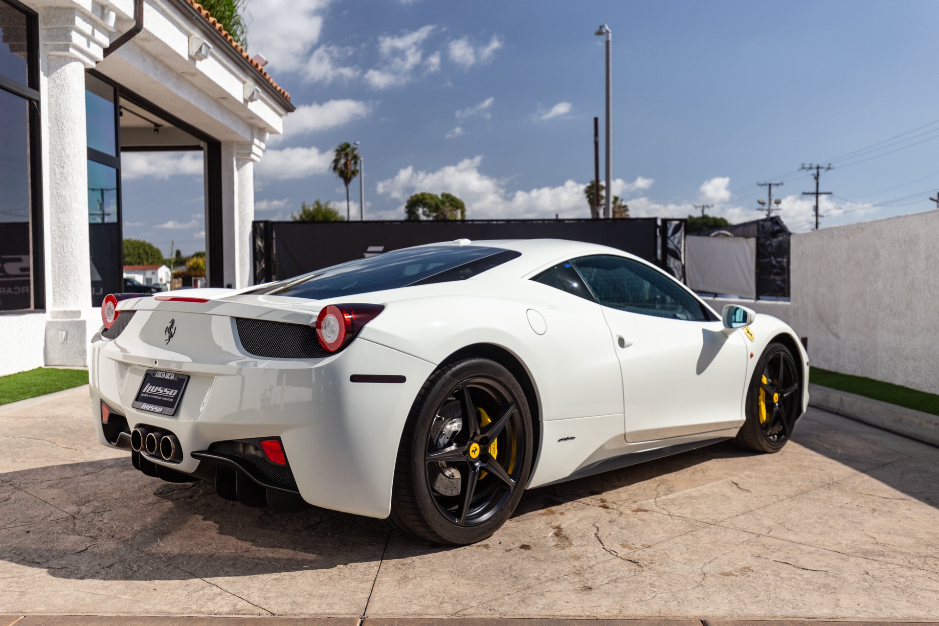 Used 2015 Ferrari 458 Italia For Sale (Sold) | ILusso Stock #210643