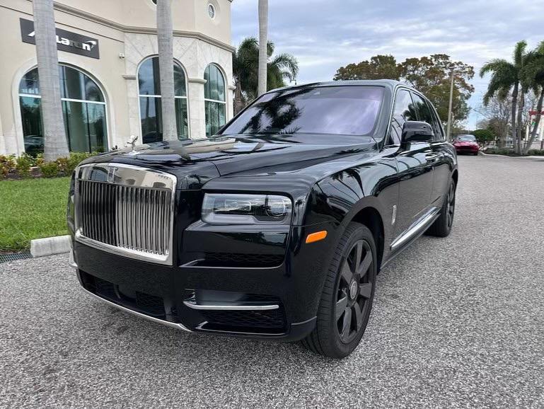 Used 2023 Rolls-Royce Cullinan For Sale ($382,000) | iLusso Stock #M16471