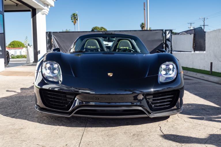 Used 2015 Porsche 918 Spyder Base for sale $1,699,000 at iLusso in Costa Mesa CA 92627 20