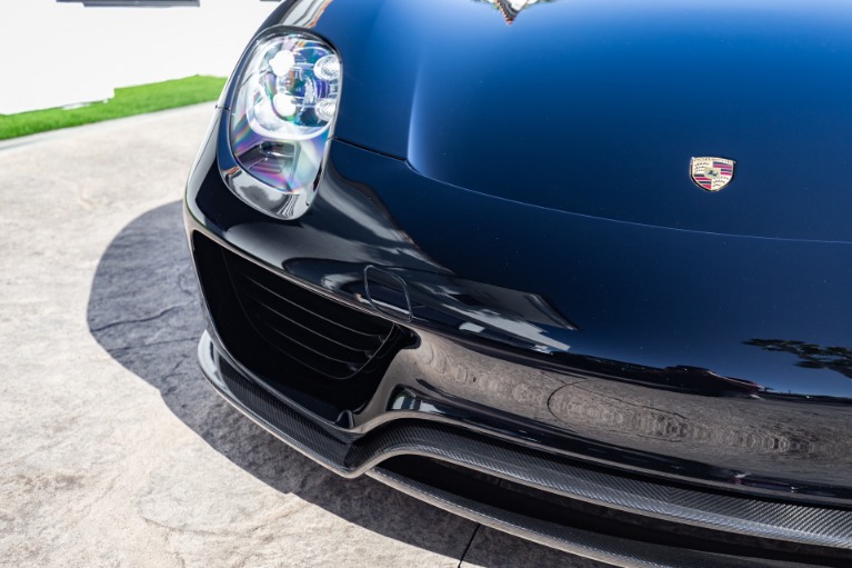 Used 2015 Porsche 918 Spyder Base for sale $1,699,000 at iLusso in Costa Mesa CA 92627 22