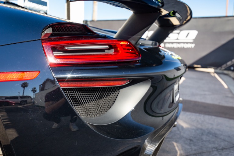 Used 2015 Porsche 918 Spyder Base for sale $1,699,000 at iLusso in Costa Mesa CA 92627 45