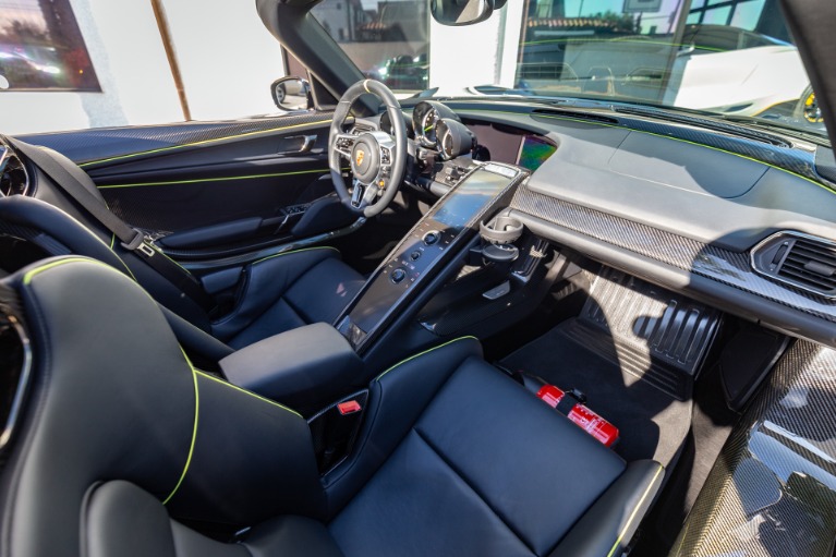 Used 2015 Porsche 918 Spyder Base for sale $1,699,000 at iLusso in Costa Mesa CA 92627 49