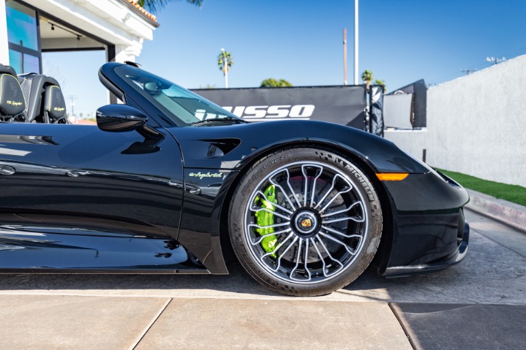 Used 2015 Porsche 918 Spyder Base for sale $1,699,000 at iLusso in Costa Mesa CA 92627 9