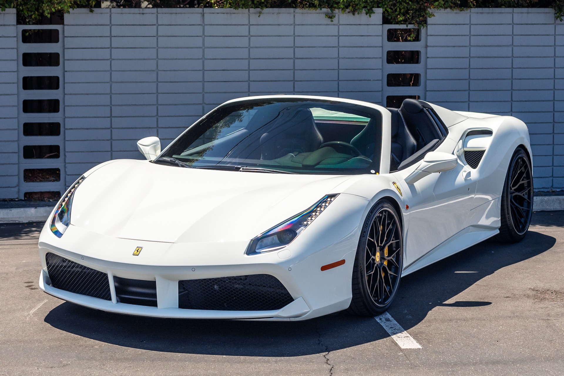 Used 2017 Ferrari 488 Spider For Sale ($269,999) | iLusso Stock #220398