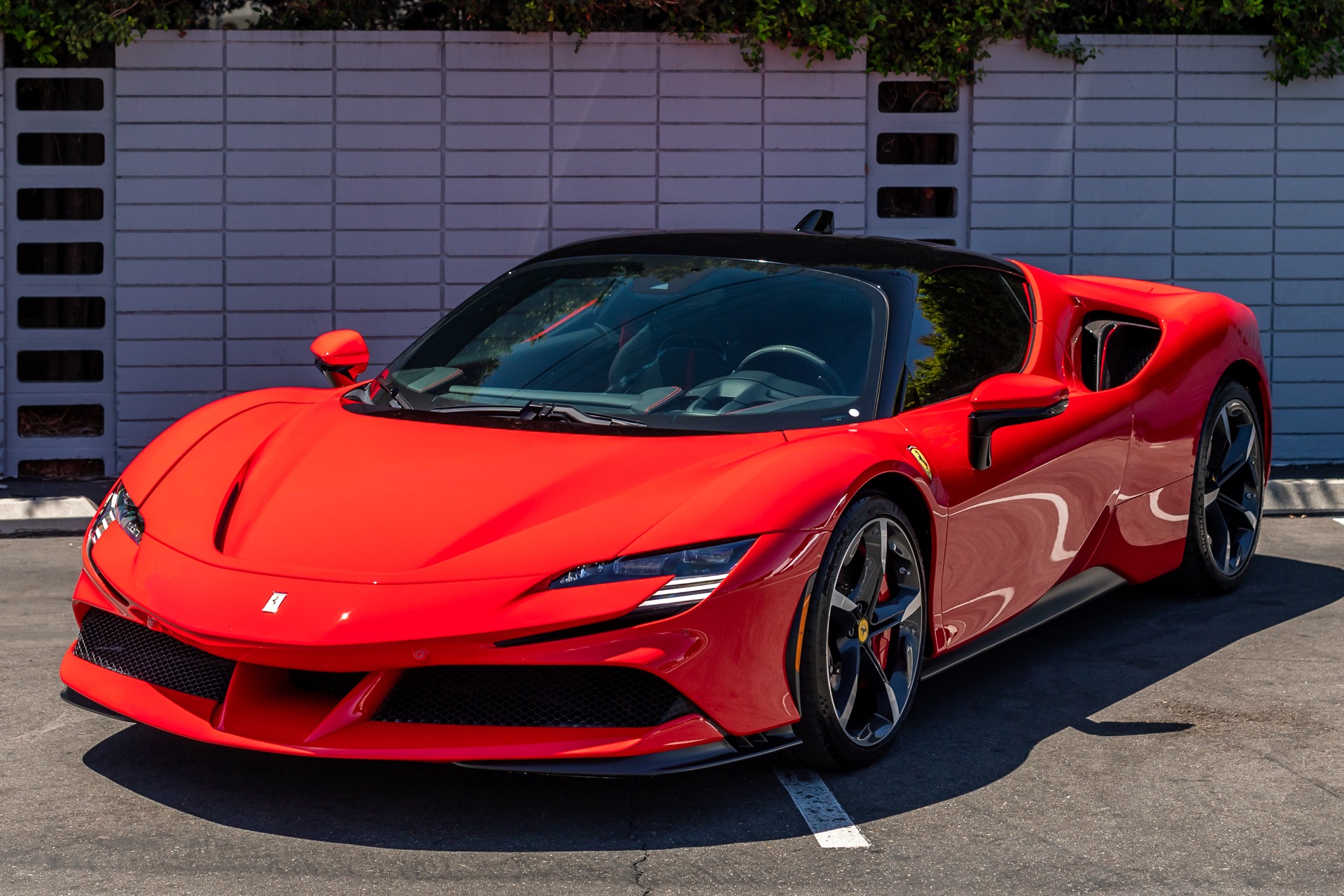 Used 2021 Ferrari SF90 Stradale For Sale ($499,000) | iLusso Stock #C264569