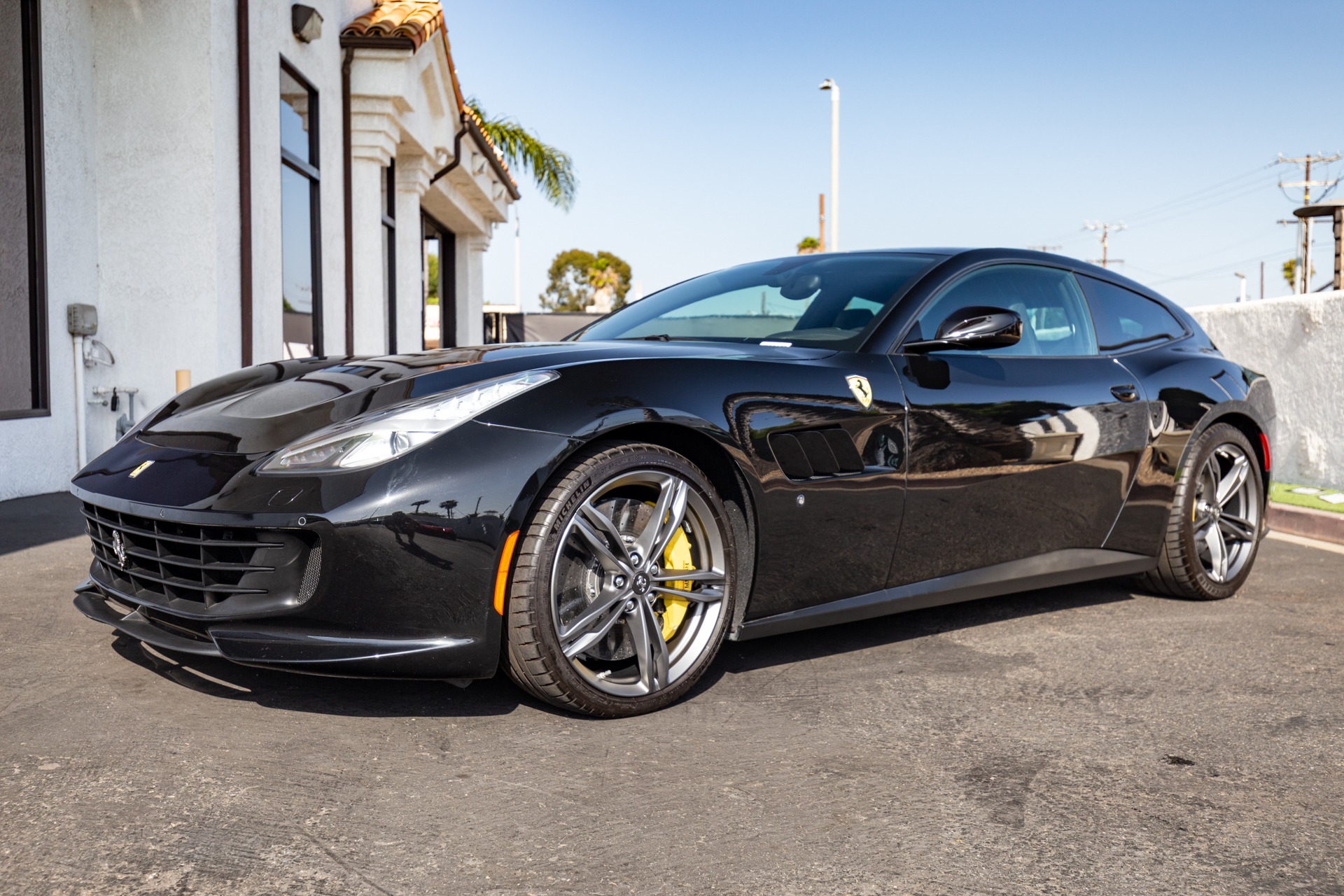 Used 2018 Ferrari GTC4Lusso For Sale (Sold) | iLusso Stock #236913