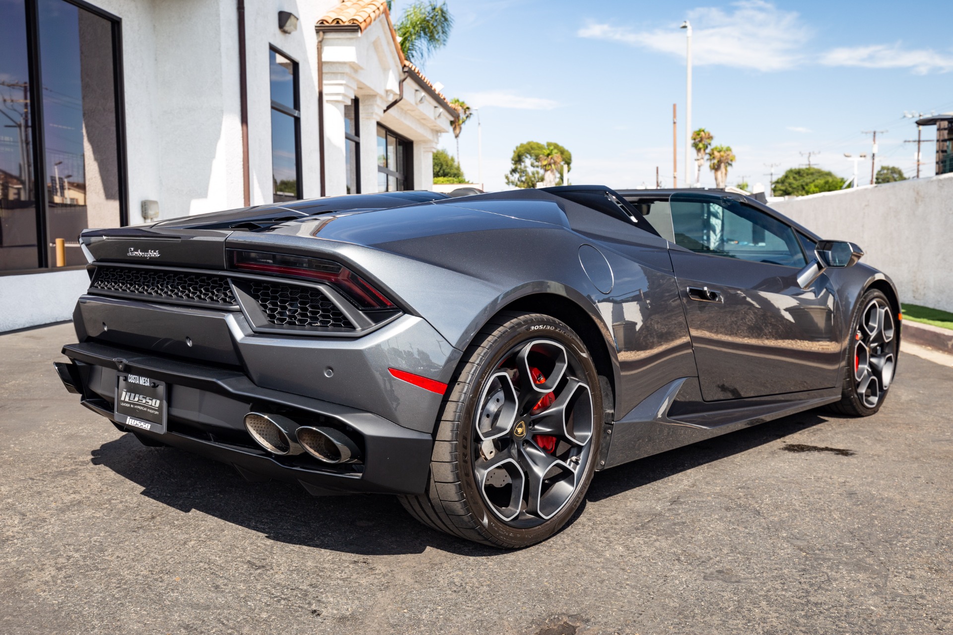 Used 2019 Lamborghini Huracan LP 580-2 Spyder For Sale (Sold) | iLusso ...