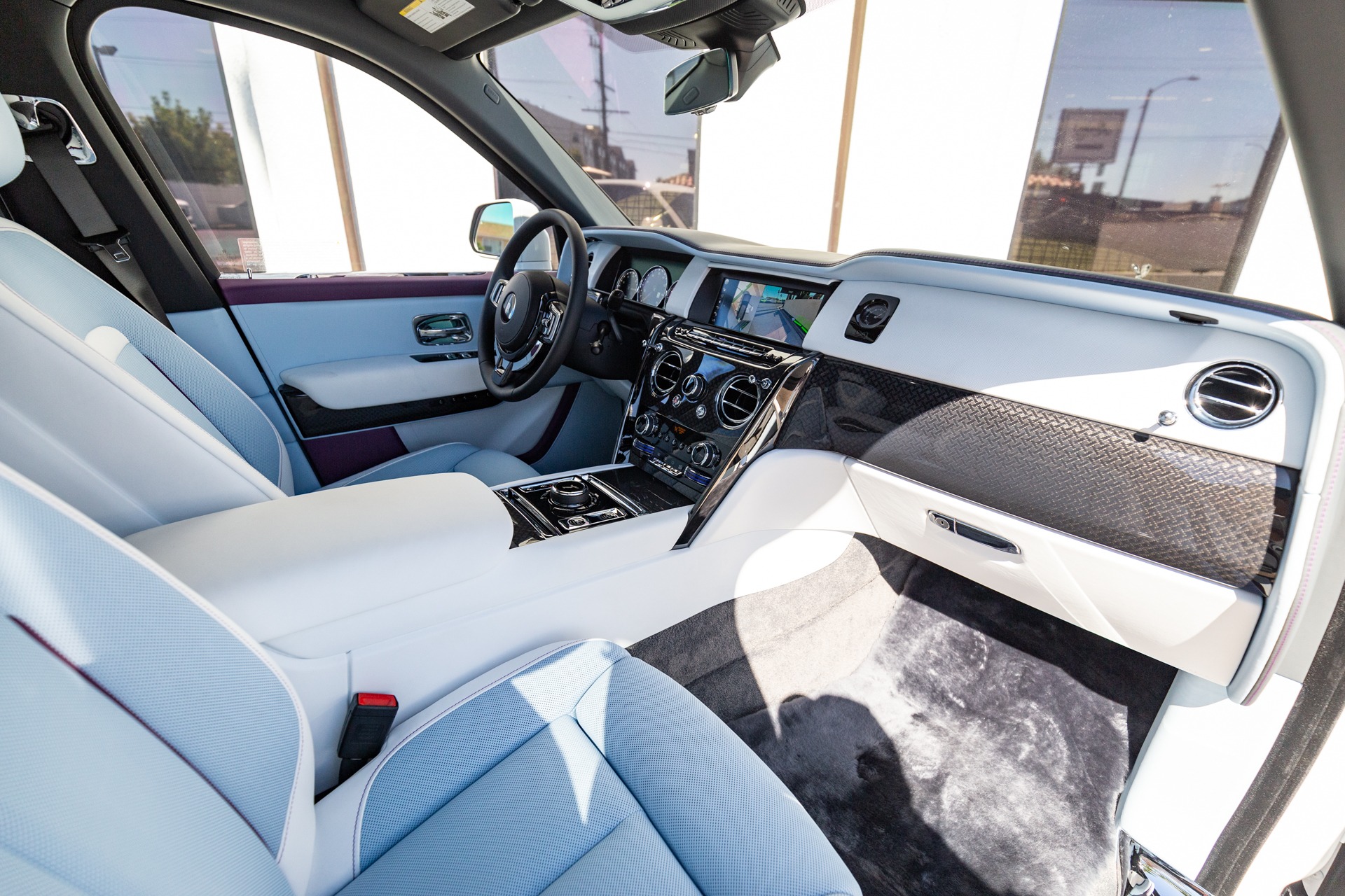 Rolls Royce Cullinan Black Badge  Interior and Exterior Details